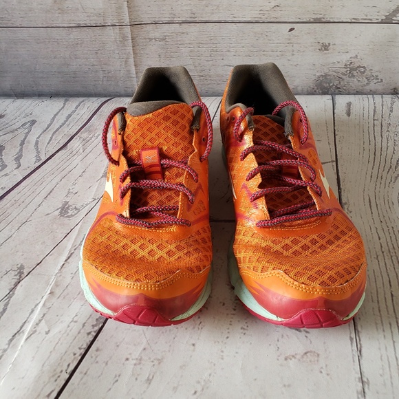 mizuno sneakers womens orange